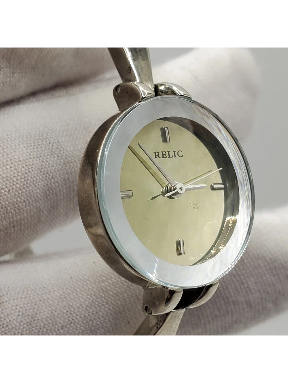 Relic Mirror Style Watch Women 22mm Silver Tone New Battery